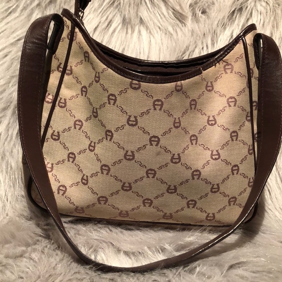 Purse - Picture 2 of 4